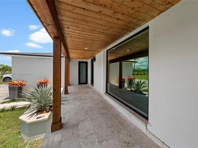 23705 SW 147th Ave, Homestead FL 33032