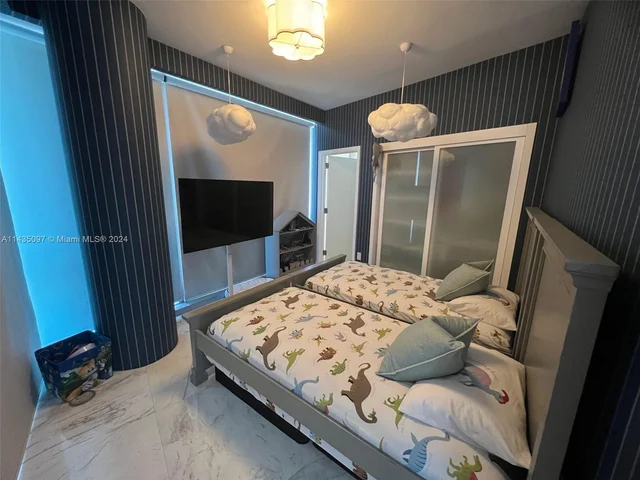 17121 Collins Ave # 2008, Sunny Isles Beach FL 33160