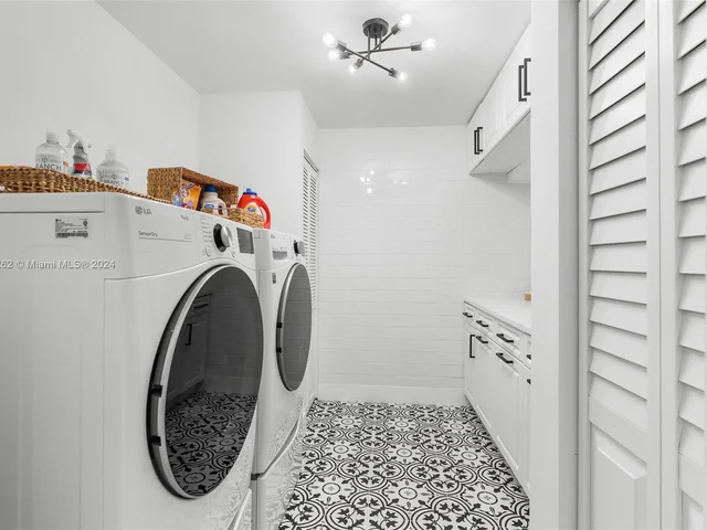 10890 La Reina Rd, Delray Beach FL 33446