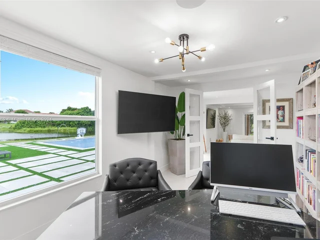 10890 La Reina Rd, Delray Beach FL 33446