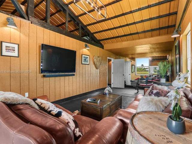 10890 La Reina Rd, Delray Beach FL 33446