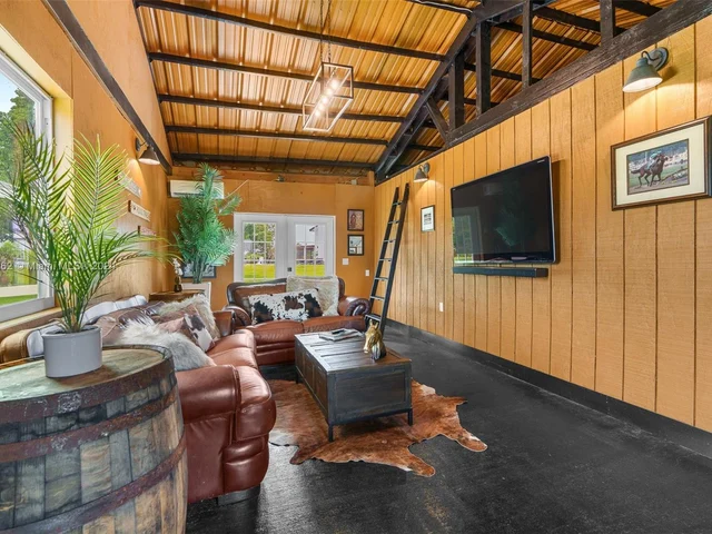 10890 La Reina Rd, Delray Beach FL 33446