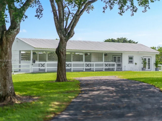 10890 La Reina Rd, Delray Beach FL 33446