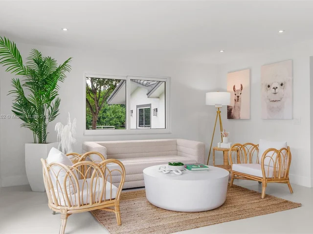 10890 La Reina Rd, Delray Beach FL 33446