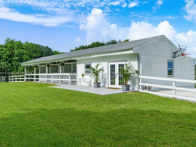 10890 La Reina Rd, Delray Beach FL 33446