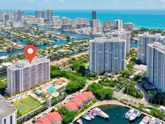 3640 Yacht Club Dr # 1008, Aventura FL 33180