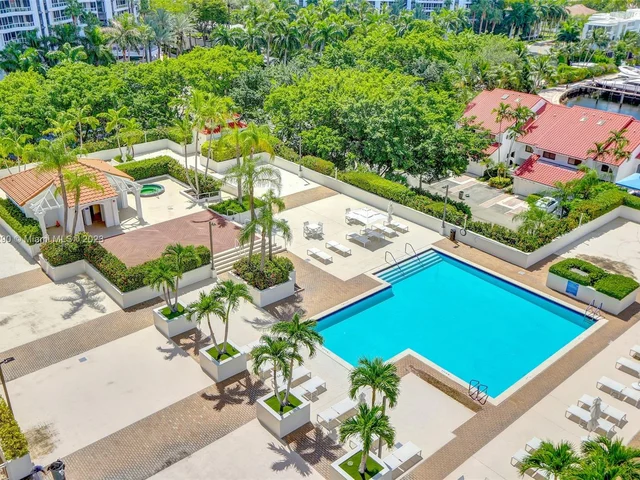 3640 Yacht Club Dr # 1008, Aventura FL 33180