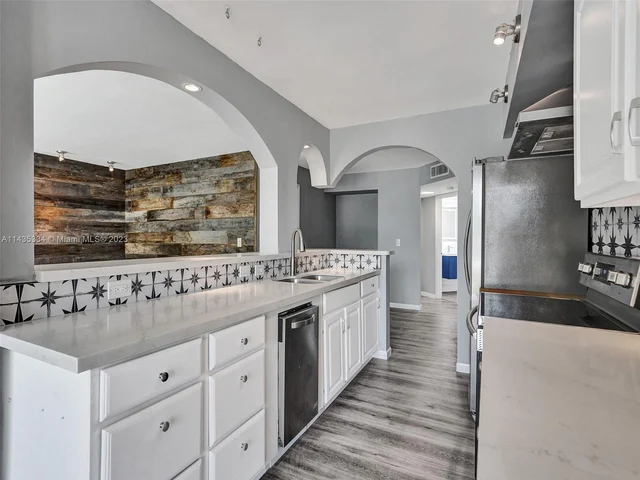 1101 River Reach Dr # 109, Fort Lauderdale FL 33315