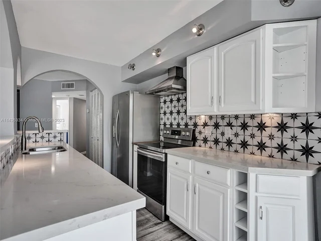 1101 River Reach Dr # 109, Fort Lauderdale FL 33315