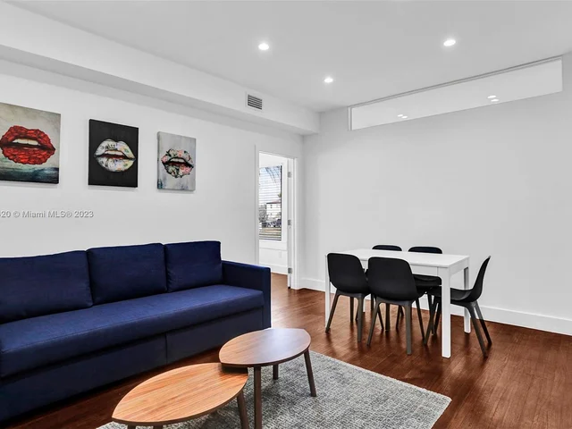 1656 Polk St # 1, Hollywood FL 33020