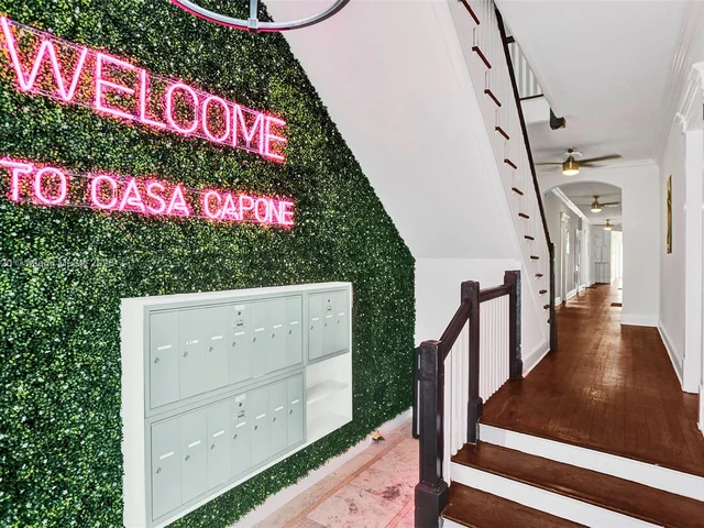 1656 Polk St # 1, Hollywood FL 33020