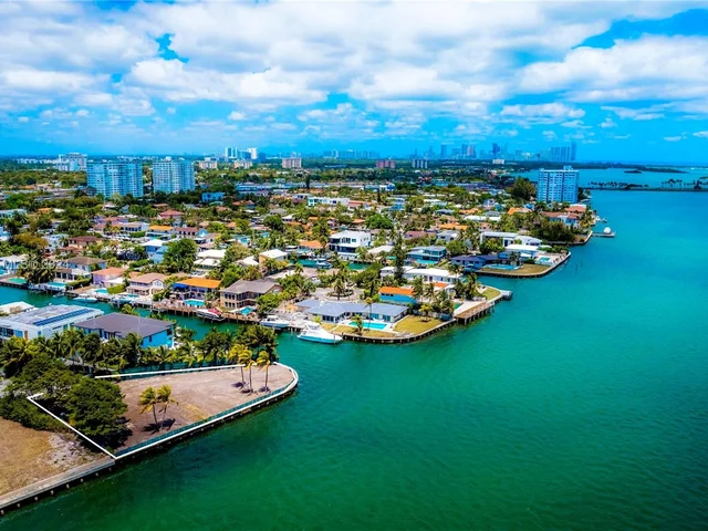 11400 N Bayshore Drive, North Miami FL 33181