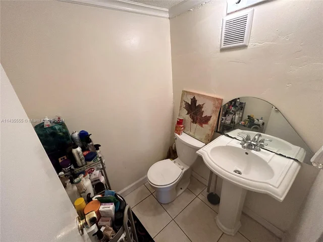 1794 NW 55th Ave # 203, Lauderhill FL 33313