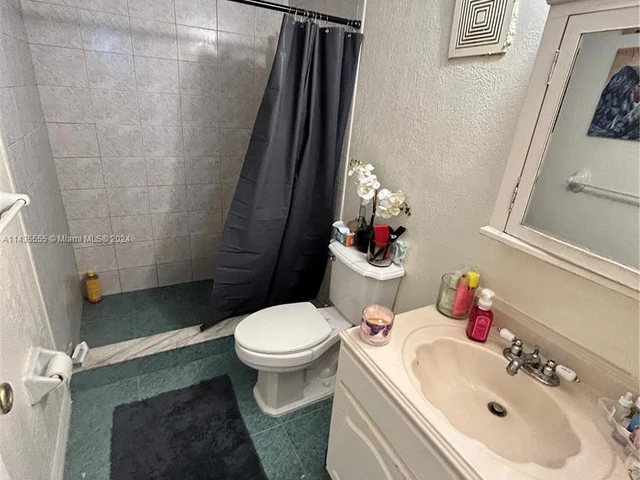 1794 NW 55th Ave # 203, Lauderhill FL 33313