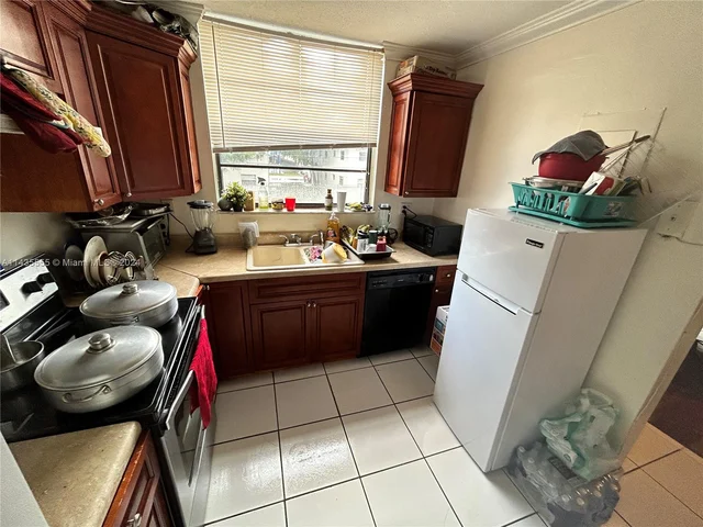 1794 NW 55th Ave # 203, Lauderhill FL 33313