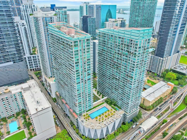 1111 SW 1st Ave, Miami FL 33130