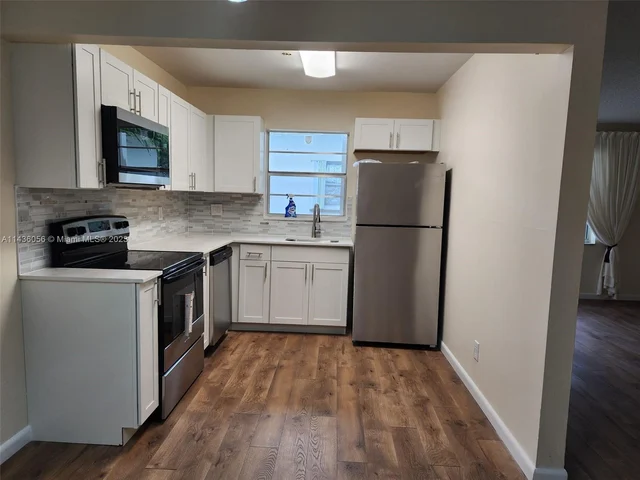 2240 Johnson St # 203, Hollywood FL 33020