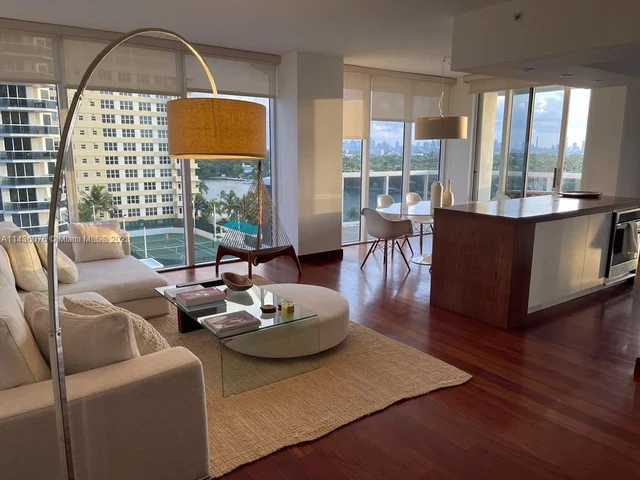 4779 Collins Ave # 1005, Miami Beach FL 33140