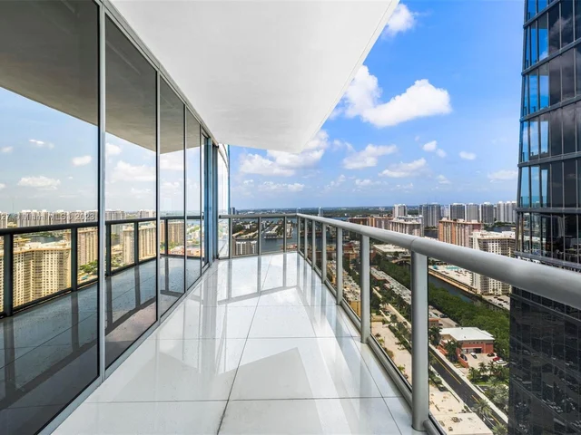 17121 Collins Ave # 3408, Sunny Isles Beach FL 33160