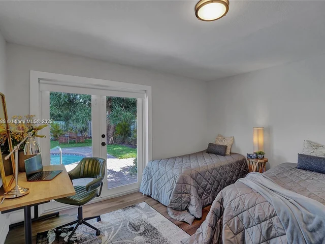 948 NE 26th Ave, Pompano Beach FL 33062