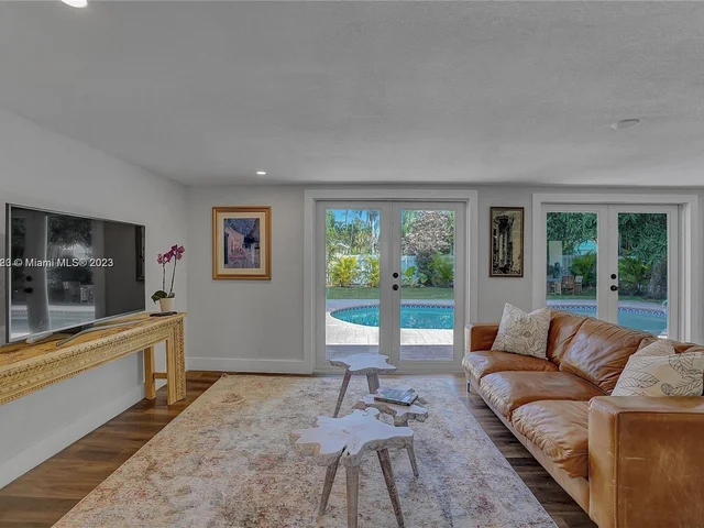 948 NE 26th Ave, Pompano Beach FL 33062