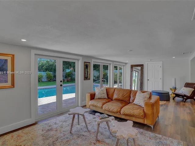 948 NE 26th Ave, Pompano Beach FL 33062