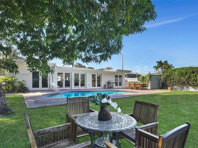 948 NE 26th Ave, Pompano Beach FL 33062