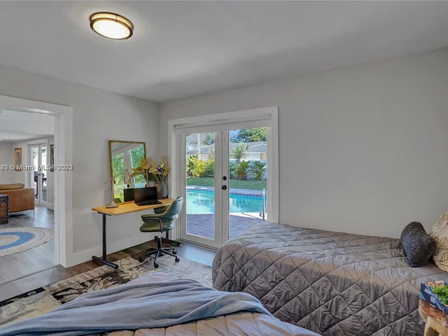 948 NE 26th Ave, Pompano Beach FL 33062