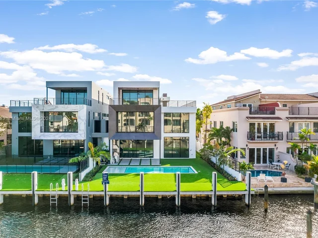 2719 NE 14 St, Fort Lauderdale FL 33304