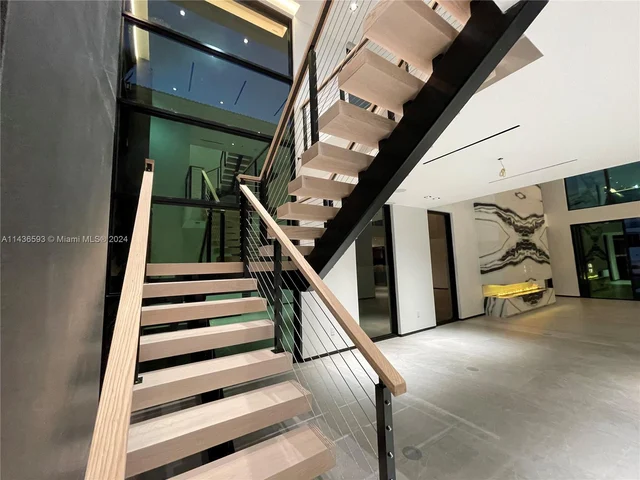 2719 NE 14 St, Fort Lauderdale FL 33304