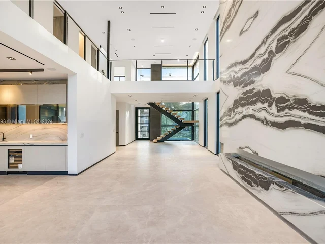 2719 NE 14 St, Fort Lauderdale FL 33304