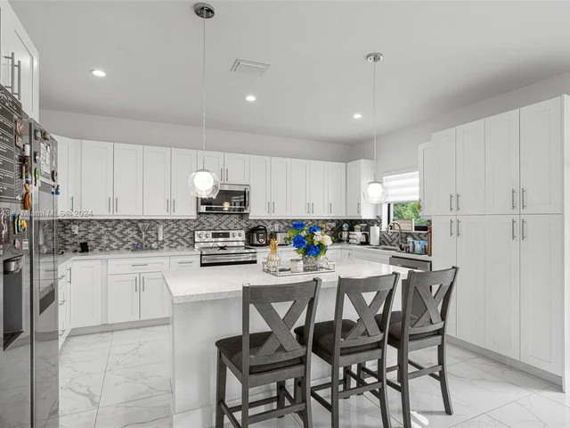 13190 SW 224th St, Miami FL 33170