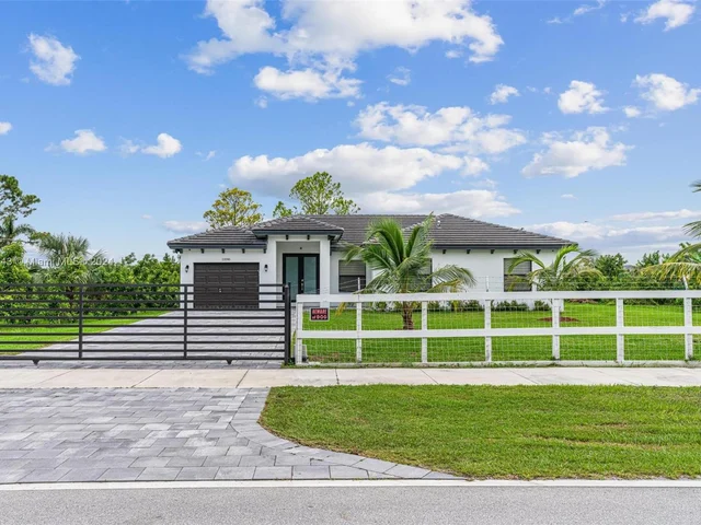 13190 SW 224th St, Miami FL 33170