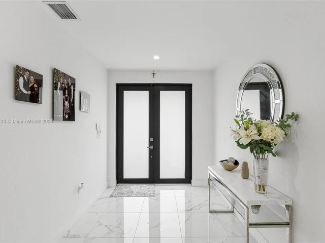 13190 SW 224th St, Miami FL 33170