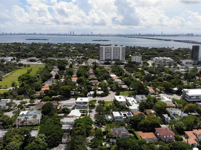 73 NE 48th St, Miami FL 33137