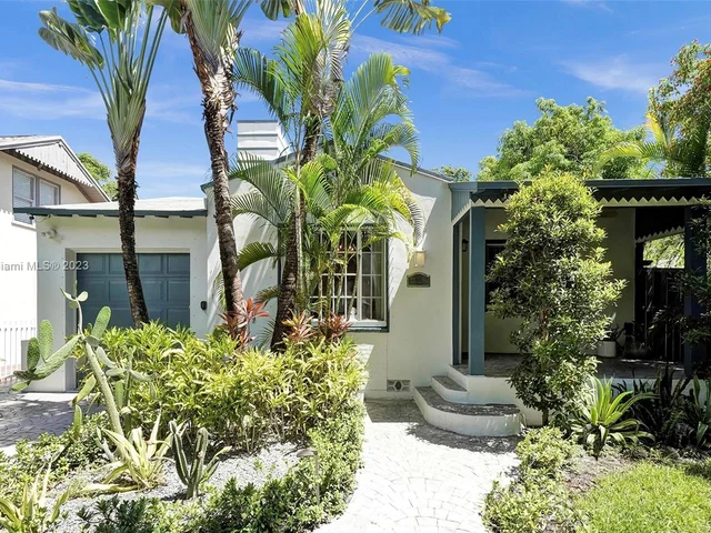 73 NE 48th St, Miami FL 33137