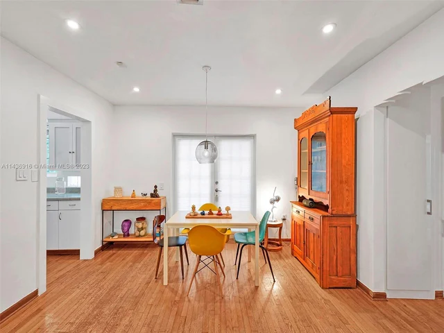 73 NE 48th St, Miami FL 33137