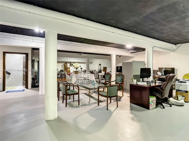 19870 SW 190th St, Miami FL 33187