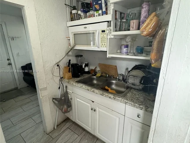 2356 NW 55th Ter, Miami FL 33142