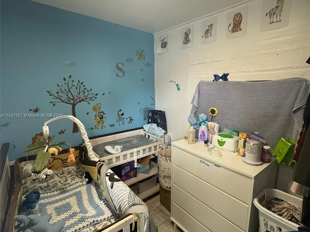 2356 NW 55th Ter, Miami FL 33142