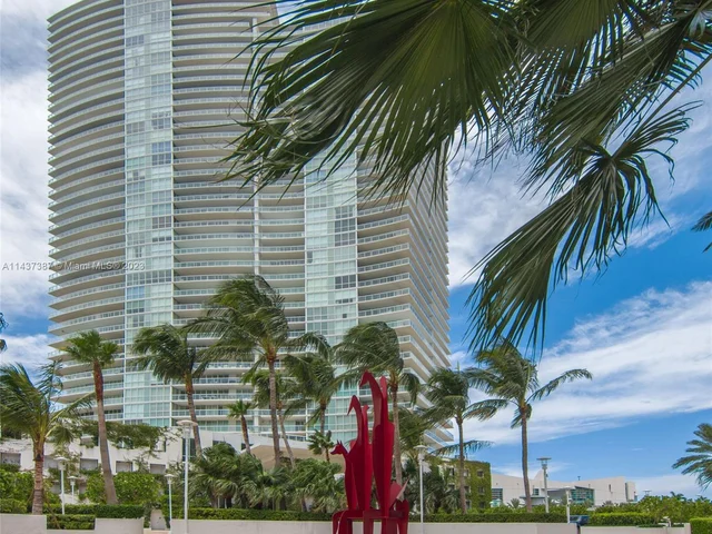450 Alton Rd # 3008, Miami Beach FL 33139