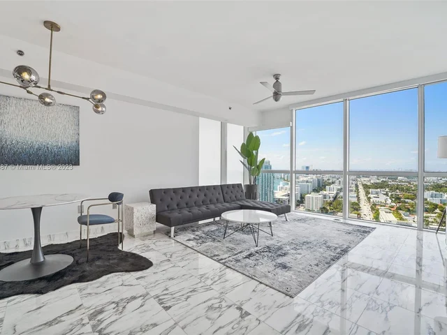 450 Alton Rd # 3008, Miami Beach FL 33139