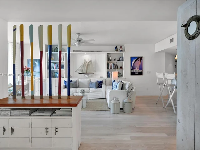 335 S Biscayne Blvd # 2312, Miami FL 33131