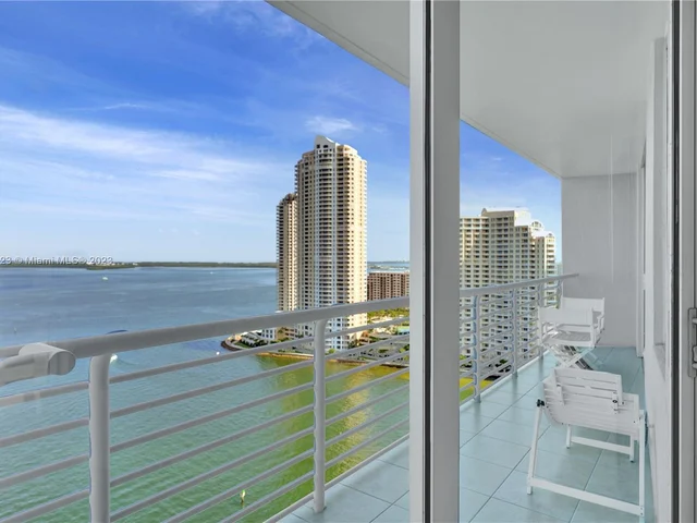 335 S Biscayne Blvd # 2312, Miami FL 33131