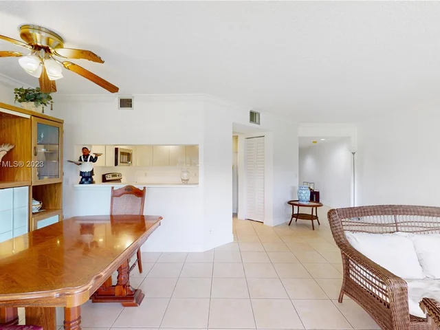 701 SW 128 th AVE # F104, Pembroke Pines FL 33027