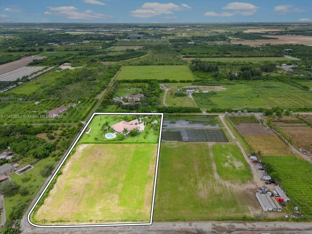 20571 SW 140th Ave, Miami FL 33177