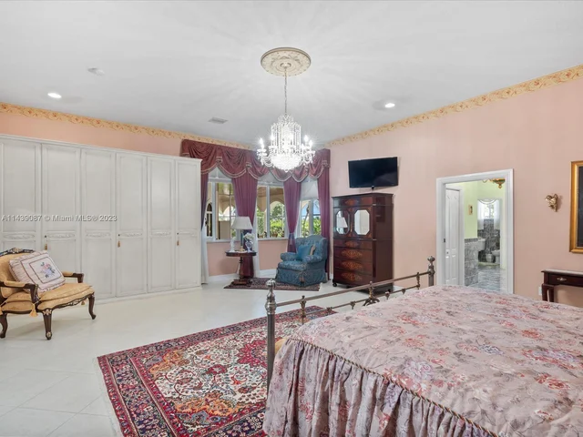 20571 SW 140th Ave, Miami FL 33177