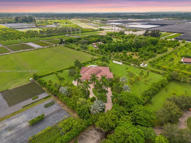 20571 SW 140th Ave, Miami FL 33177