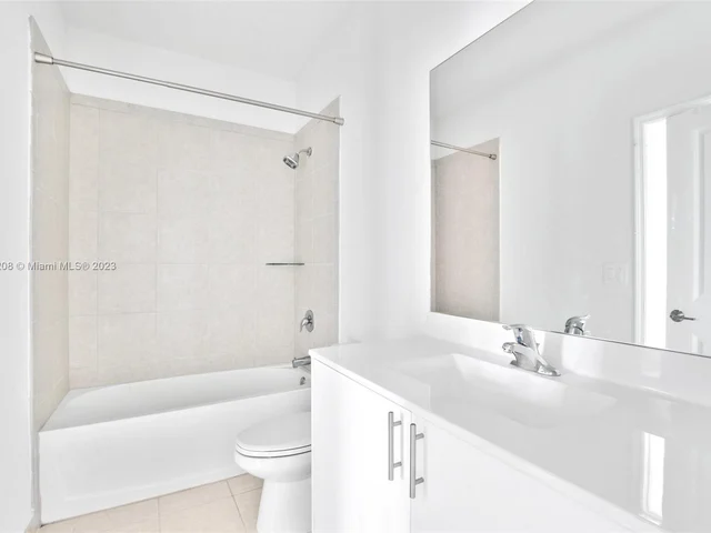 11804 SW 247th Terrace # 11804, Miami FL 33032