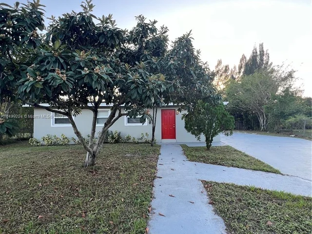 1812 NW 15th Ct, Fort Lauderdale FL 33311